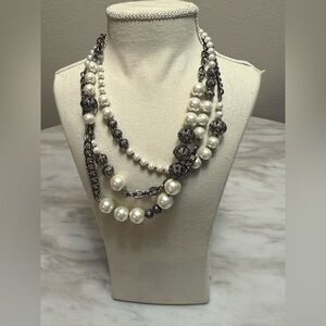 Pearl and metal ball thick necklace